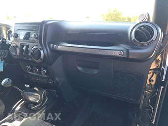 2012 Jeep Wrangler Sport - miniatura 19