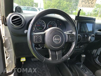 2012 Jeep Wrangler Sport - miniatura 10