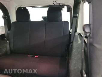 2012 Jeep Wrangler Sport - miniatura 4