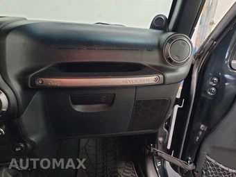 2012 Jeep Wrangler Sport - miniatura 8