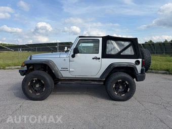2012 Jeep Wrangler Sport - miniatura 2
