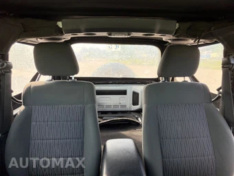 2012 Jeep Wrangler Sport - miniatura 27