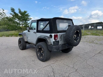 2012 Jeep Wrangler Sport - miniatura 3