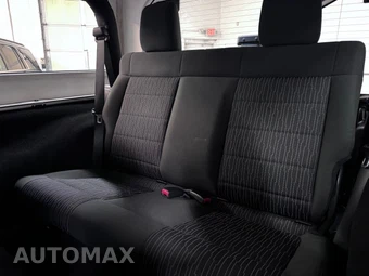 2012 Jeep Wrangler Sport - miniatura 15