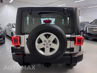 2012 Jeep Wrangler Sport - miniatura 4