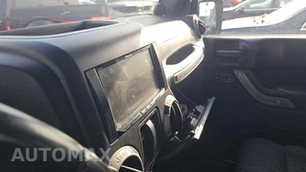 2012 Jeep Wrangler Sport – miniatura 30