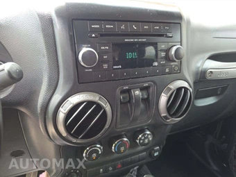 2012 Jeep Wrangler Sport – miniatura 10