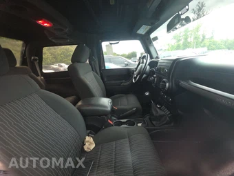 2012 Jeep Wrangler Sport - miniatura 8