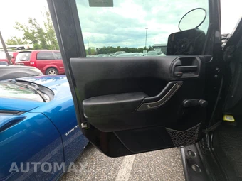 2012 Jeep Wrangler Sport - miniatura 9