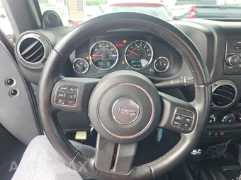 2012 Jeep Wrangler Sport - miniatura 10