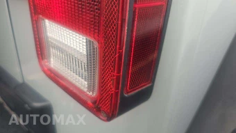 2012 Jeep Wrangler Sport - miniatura 21