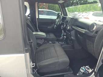 2012 Jeep Wrangler Sport - miniatura 8