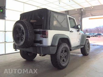2012 Jeep Wrangler Sport – miniatura 4