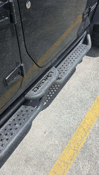2012 Jeep Wrangler Unlimited Altitude Edition - miniatura 27