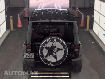 2012 Jeep Wrangler Unlimited Altitude Edition - miniatura 5