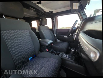 2012 Jeep Wrangler Unlimited Rubicon - miniatura 16