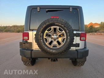 2012 Jeep Wrangler Unlimited Rubicon - miniatura 4