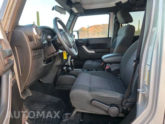 2012 Jeep Wrangler Unlimited Rubicon - miniatura 9