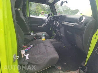 2012 Jeep Wrangler Unlimited Rubicon – miniatura 8