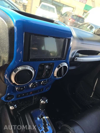 2012 Jeep Wrangler Unlimited Rubicon - miniatura 10