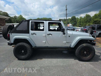 2012 Jeep Wrangler Unlimited Rubicon - miniatura 4