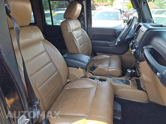 2012 Jeep Wrangler Unlimited Rubicon – miniatura 17