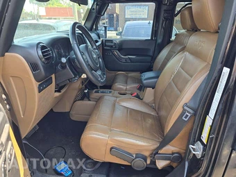 2012 Jeep Wrangler Unlimited Rubicon – miniatura 6