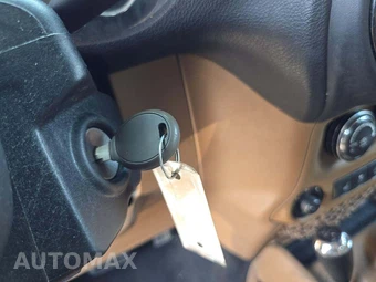 2012 Jeep Wrangler Unlimited Rubicon – miniatura 8