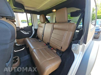 2012 Jeep Wrangler Unlimited Rubicon – miniatura 13