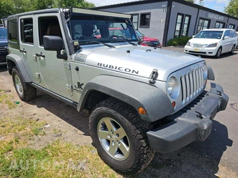 2012 Jeep Wrangler Unlimited Rubicon – miniatura 4