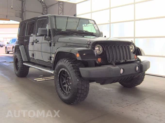 2012 Jeep Wrangler Unlimited Sahara – miniatura 3