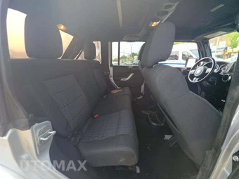 2012 Jeep Wrangler Unlimited Sahara - miniatura 16