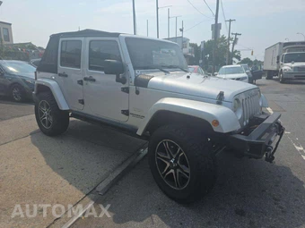 2012 Jeep Wrangler Unlimited Sahara - miniatura 4