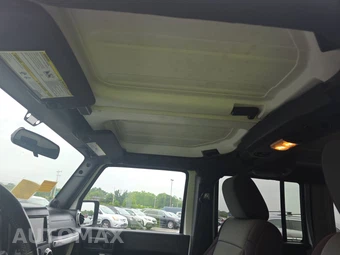 2012 Jeep Wrangler Unlimited Sahara - miniatura 18