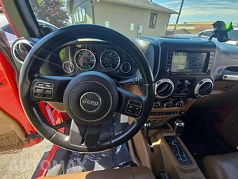 2012 Jeep Wrangler Unlimited Sahara - miniatura 10