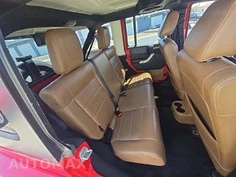 2012 Jeep Wrangler Unlimited Sahara - miniatura 16