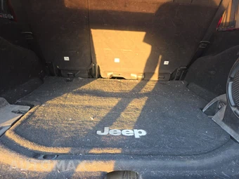 2012 Jeep Wrangler Unlimited Sahara - miniatura 16