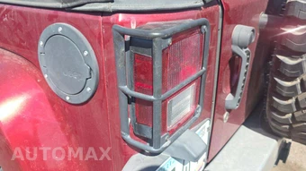 2012 Jeep Wrangler Unlimited Sahara - miniatura 25