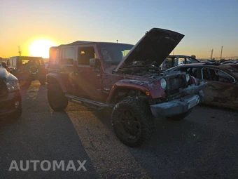 2012 Jeep Wrangler Unlimited Sahara - miniatura 3