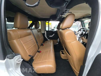 2012 Jeep Wrangler Unlimited Sahara - miniatura 16