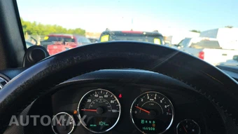 2012 Jeep Wrangler Unlimited Sahara – miniatura 27