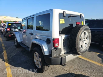 2012 Jeep Wrangler Unlimited Sahara – miniatura 6