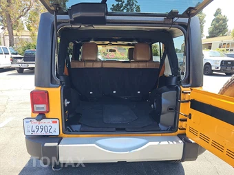 2012 Jeep Wrangler Unlimited Sahara - miniatura 17