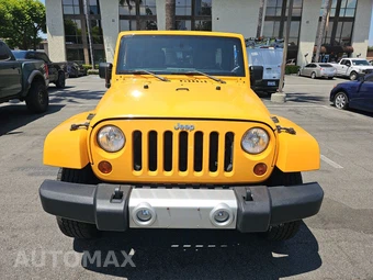 2012 Jeep Wrangler Unlimited Sahara - miniatura 2