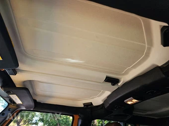 2012 Jeep Wrangler Unlimited Sahara - miniatura 20
