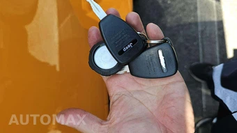 2012 Jeep Wrangler Unlimited Sahara - miniatura 25