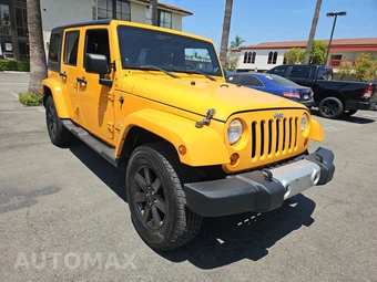 2012 Jeep Wrangler Unlimited Sahara - miniatura 3