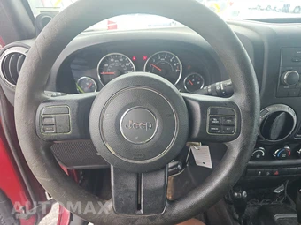 2012 Jeep Wrangler Unlimited Sport - miniatura 10