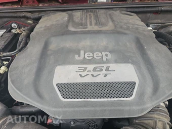 2012 Jeep Wrangler Unlimited Sport - miniatura 15