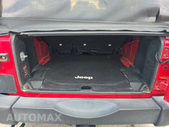 2012 Jeep Wrangler Unlimited Sport - miniatura 16
